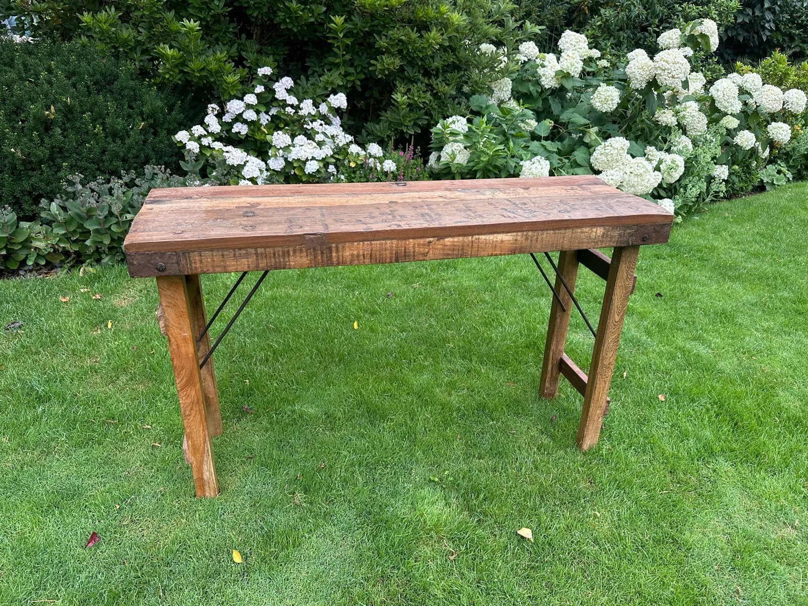 Robuuste houten sidetable tafel - brocant, Ophalen, Minder dan 50 cm, Gebruikt, 100 tot 150 cm