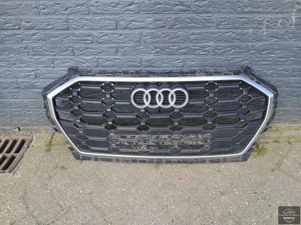 Audi Q5 SQ5 80A Facelift 2020-2024 Grille Grill 80A853651AH, Gebruikt, AUDI AG, Auto-Union-Strasse 1
85045  Ingolstadt, DE, Kundenbetreuung@audi.de