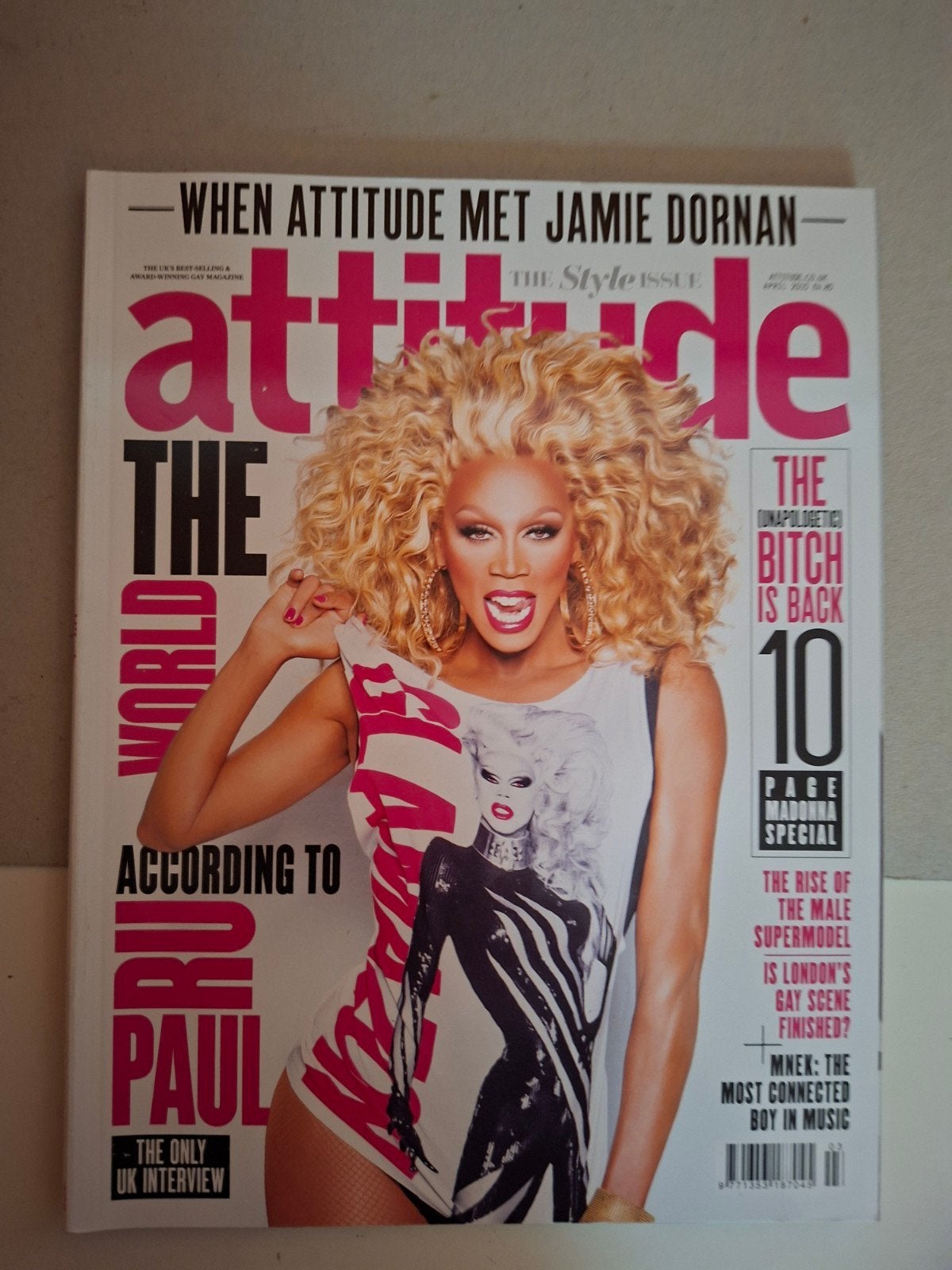 Attitude magazine tijdschrift u.k. rupaul gay lifestyle, Verzenden, Zo goed als nieuw, Glossy