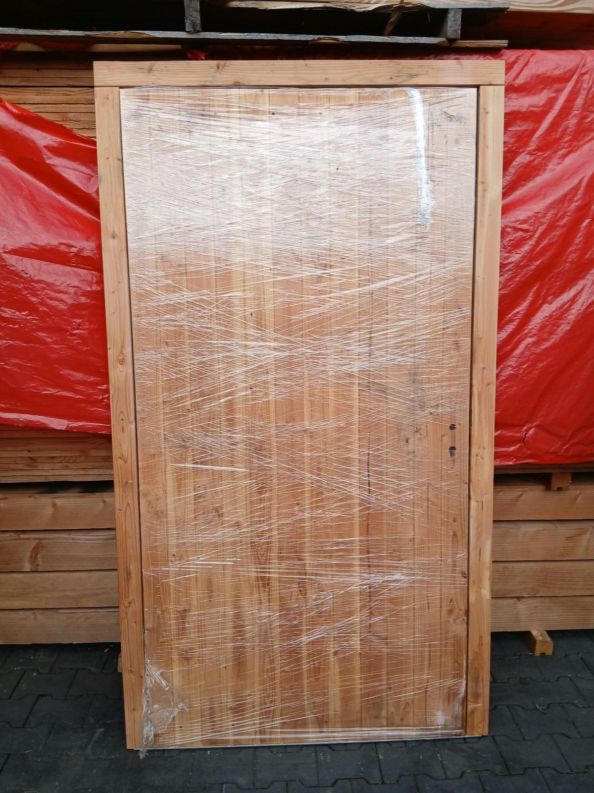 Dichte Douglas deur met kozijn, Ophalen, Nieuw, Hout, 150 tot 200 cm