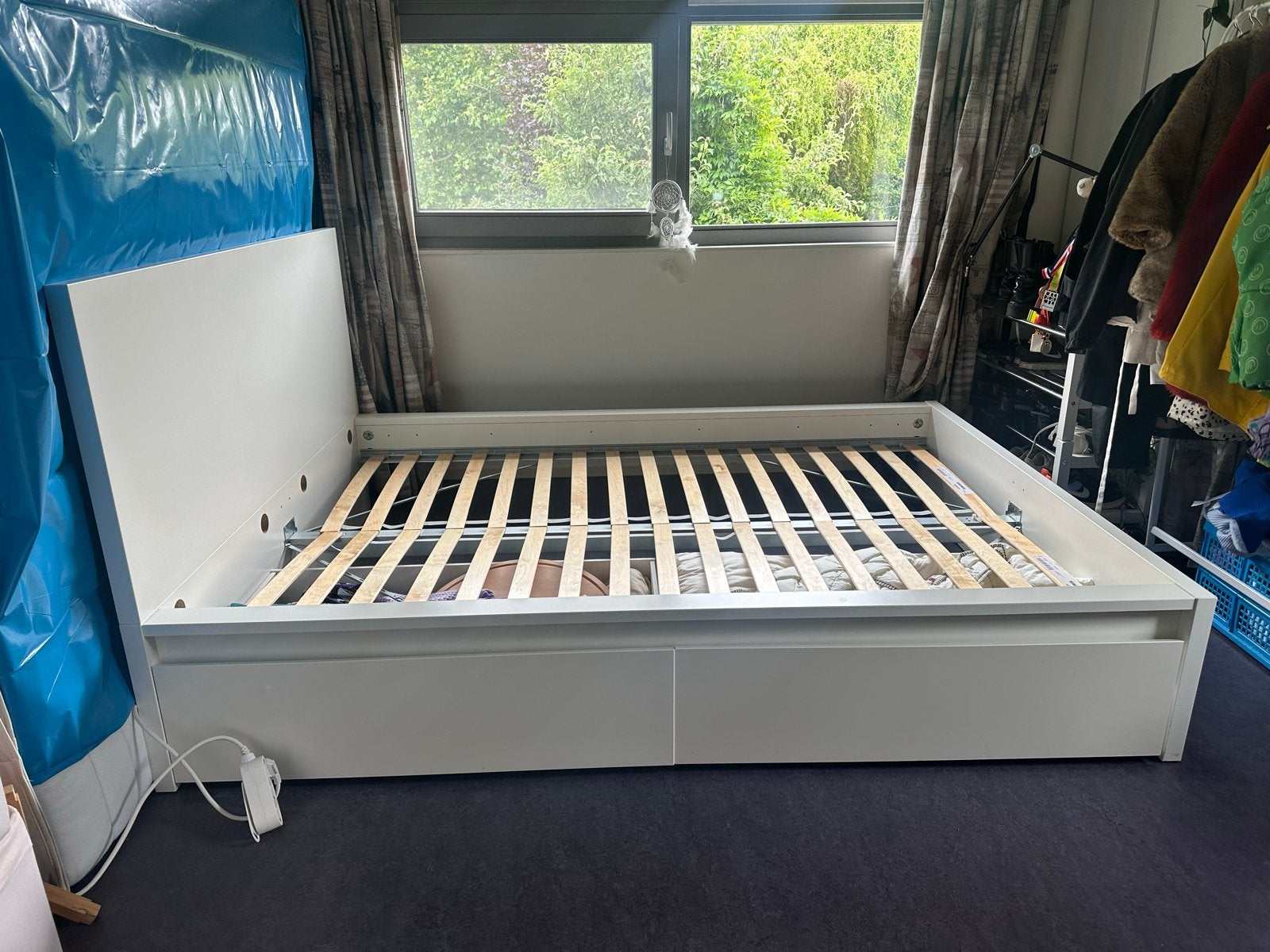 Wit bedframe 140x200 met lattenbodem en opberglades, Ophalen, Gebruikt, Wit, 140 cm