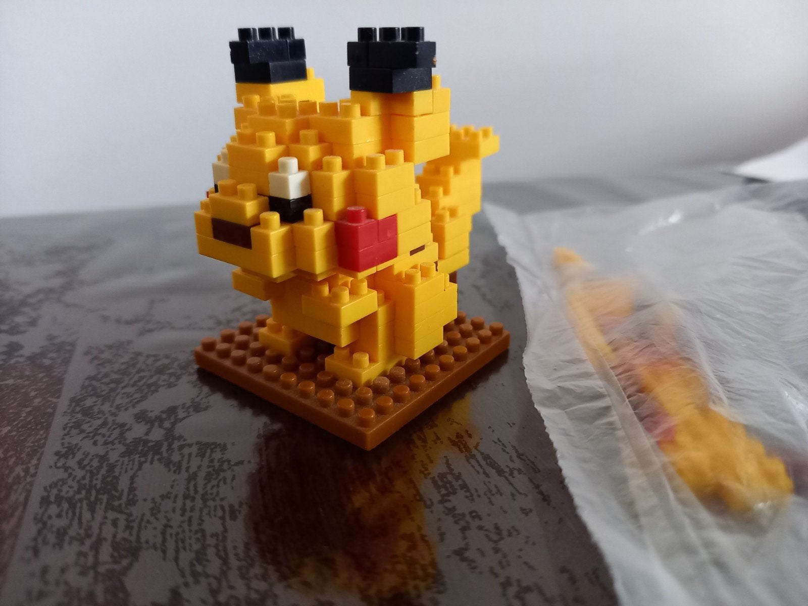 Pokemon Pikachu - Mini bouwsteentjes, Ophalen of Verzenden, Gebruikt