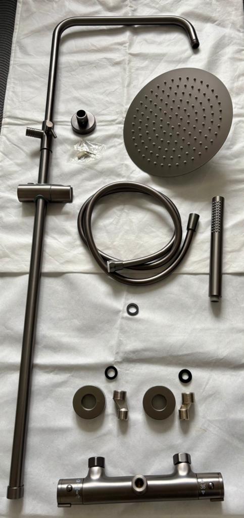 Regendoucheset Boss & Wessing met Kraan 15cm Gunmetal. Nieuw, Ophalen, Zo goed als nieuw, Kraan