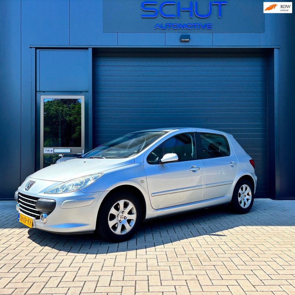 Peugeot 307 1.6-16V Premium 5DRS CLIMA | CRUISE CONTROL | D., Auto's, Peugeot, Gebruikt, Zwart, 4 cilinders, 635 kg
