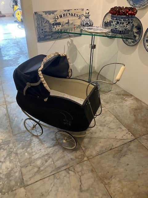Antieke poppenwagen, Ophalen of Verzenden
