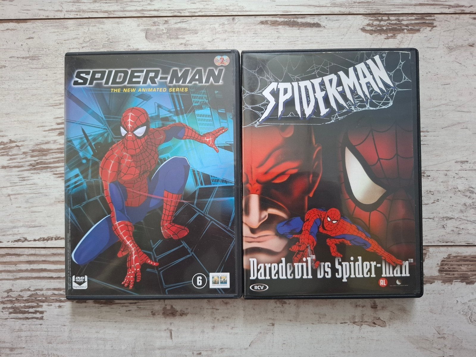 2 Spider-man DVDs, Tekenfilm, Amerikaans, Ophalen of Verzenden, Zo goed als nieuw