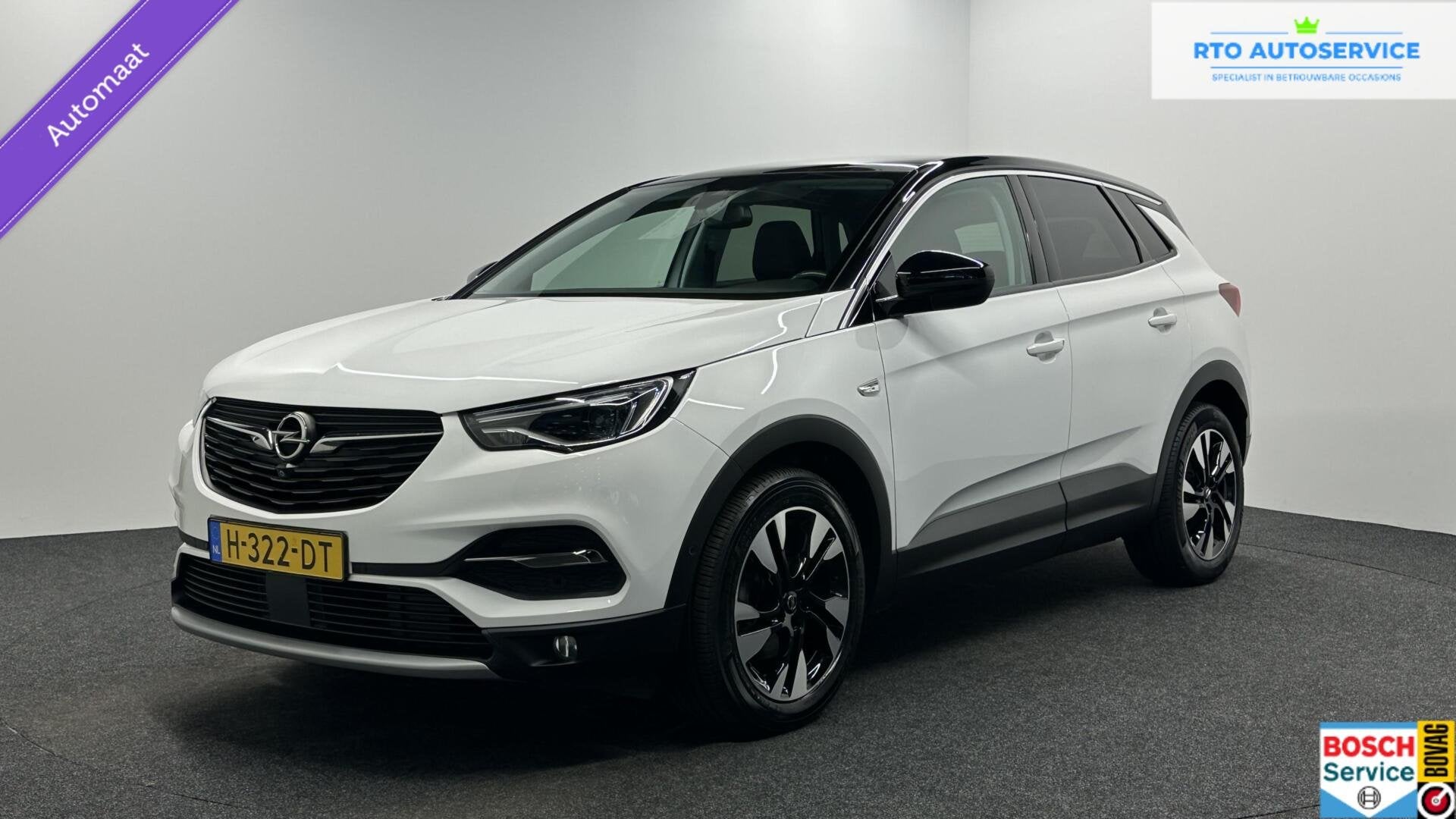 Opel Grandland X 1.2 Turbo Ultimate PANO LEER CARPLAY CARPLA, Gebruikt, 1199 cc, Wit, Bedrijf