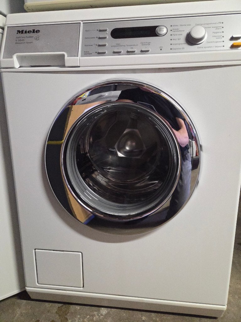 Wasmachine Miele - 6 kg - A, Ophalen, Miele: Duitsland info@Miele.nl, Duitsland, Refurbished