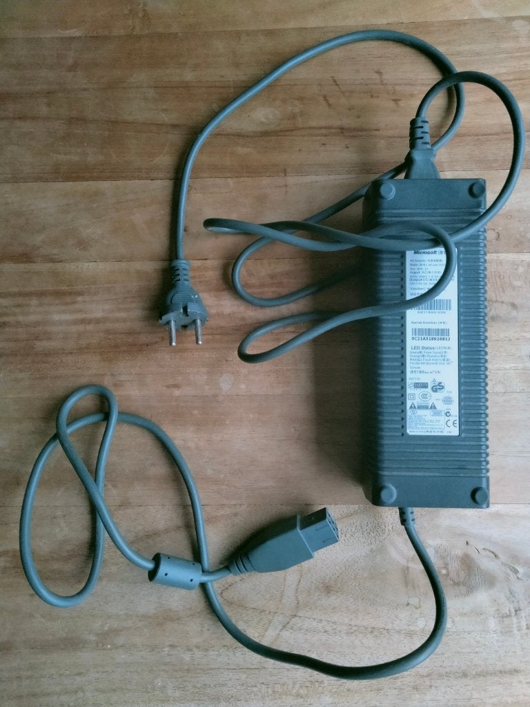 Xbox 360 voeding / power supply, Spelcomputers en Games, Ophalen, Gebruikt, Voeding of Kabel, Xbox 360