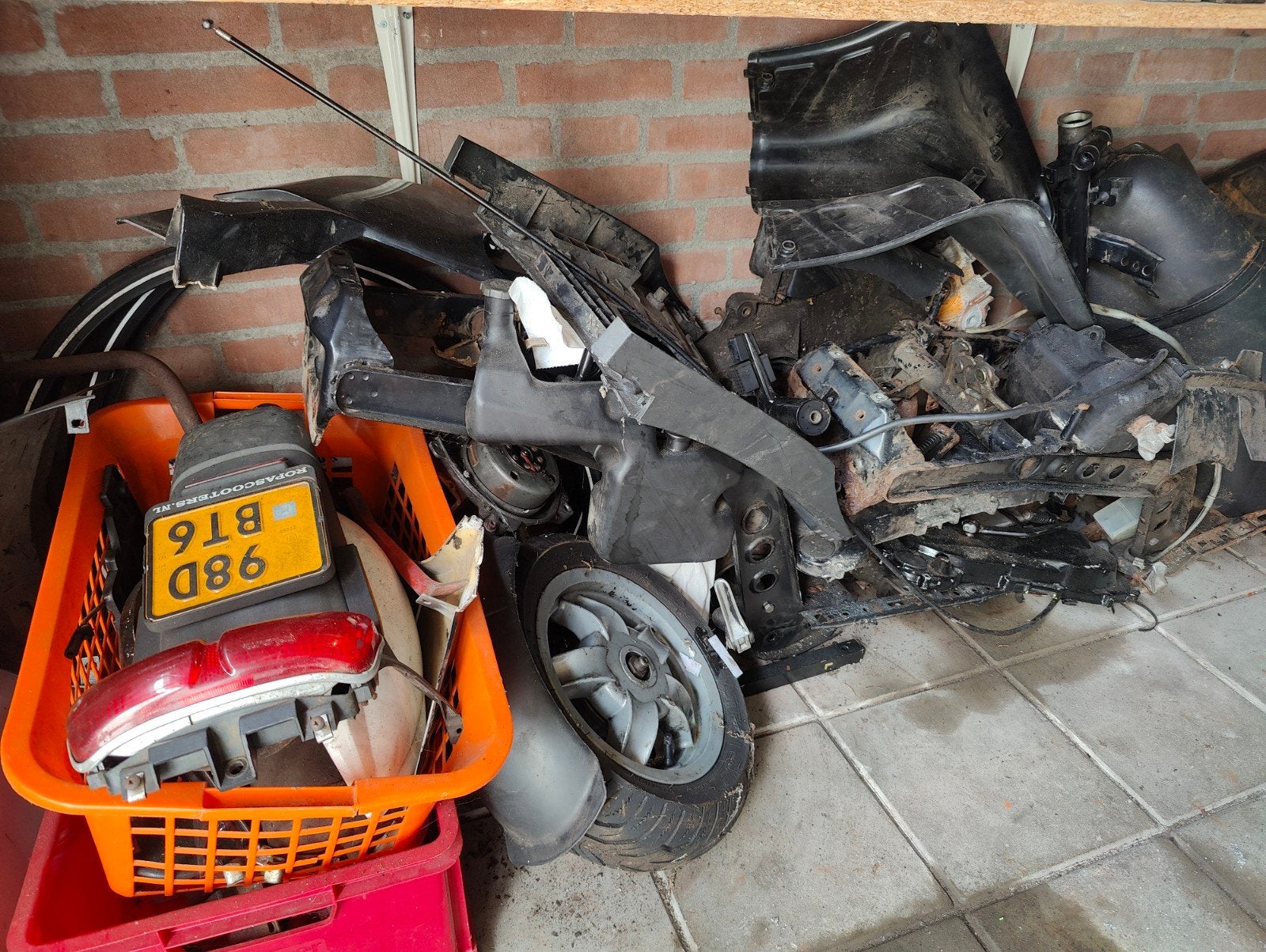 Piaggio Typhoon/TPH project zonder kappen, Fietsen en Brommers, Scooters | Piaggio, Gebruikt, Overige modellen, Tweetakt, Ophalen