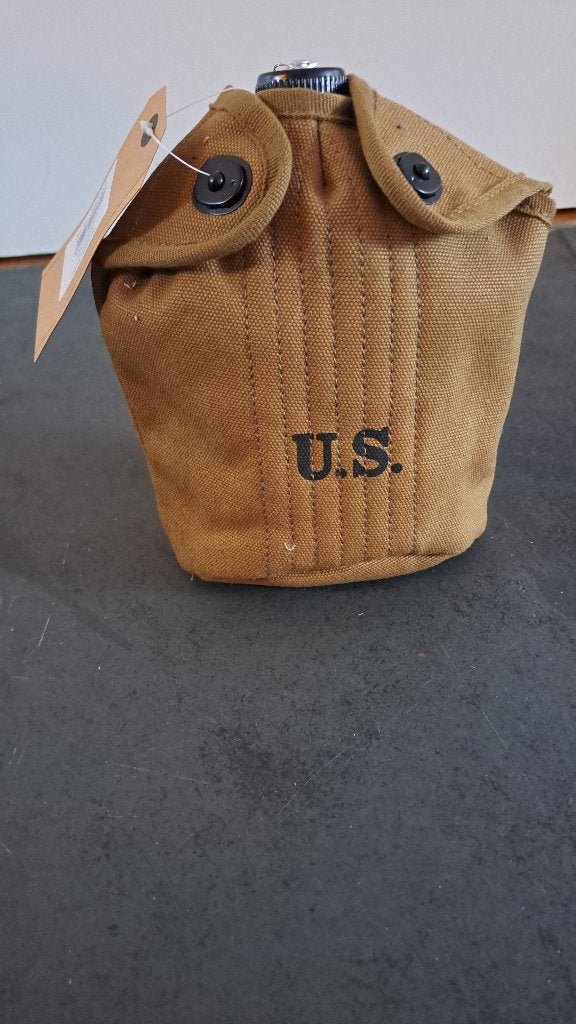 US Army M10 Canteen Cover, Verzamelen, Verzenden, Landmacht, Amerika, Kleding of Schoenen