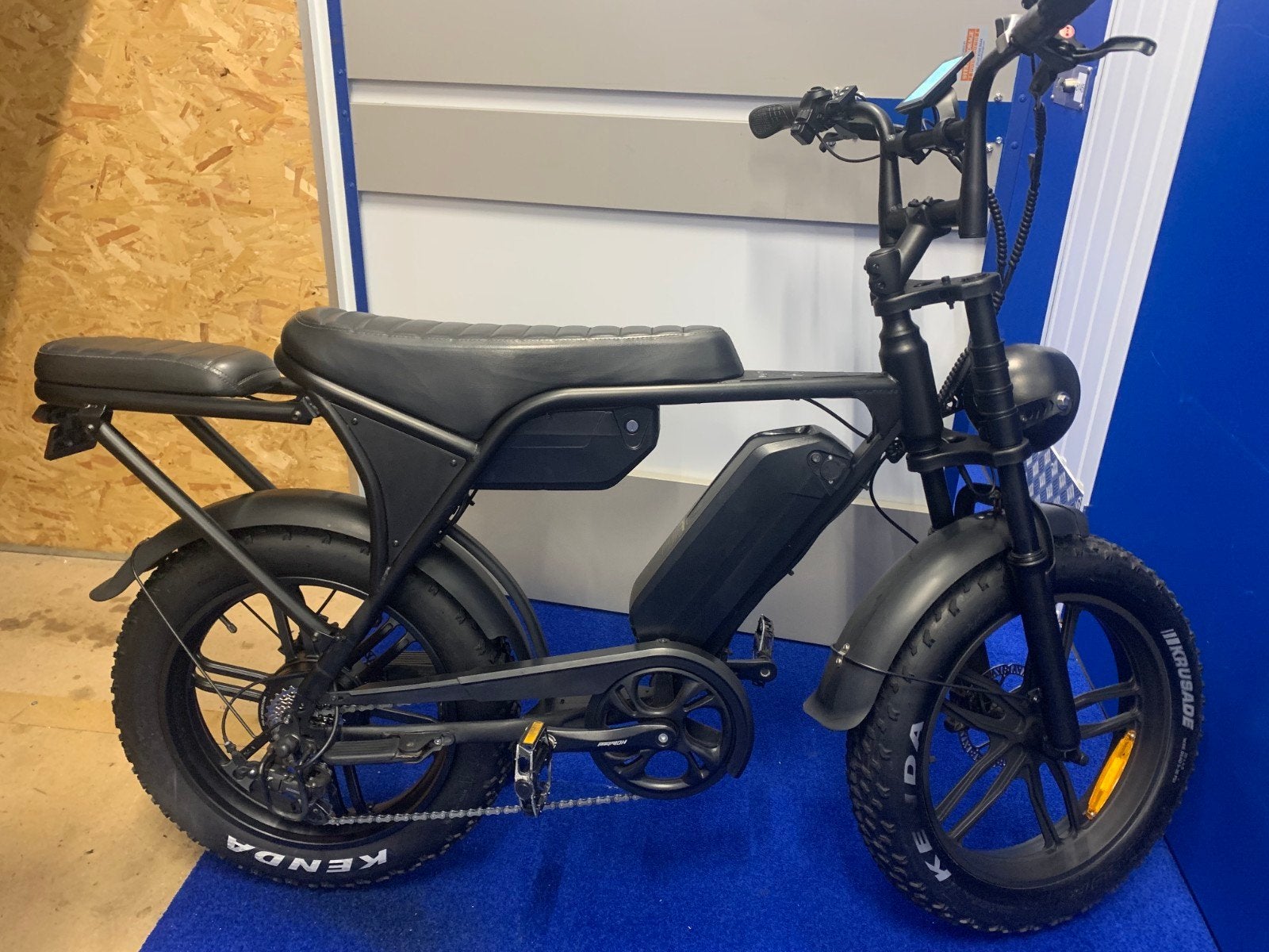 OUXI FATBIKE C80 MAX (2 Accu's) in topstaat + GRATIS, Fietsen en Brommers, Gebruikt, 59 cm of meer, 50 km per accu of meer, Ophalen