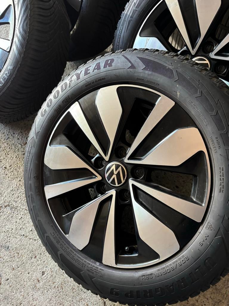 Originele VW Velgen met Goodyear All Season Banden, Gebruikt, 16 inch, Banden en Velgen, All Season