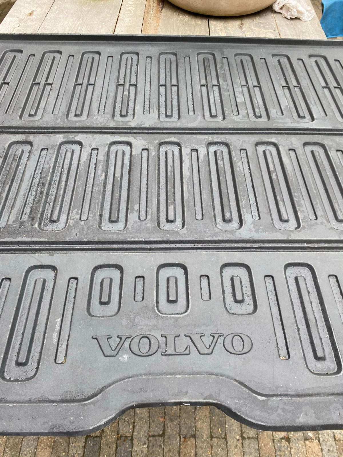 Volvo XC60 kofferbakmat - Rubber - Bescherming-origineel, Ophalen, Gebruikt