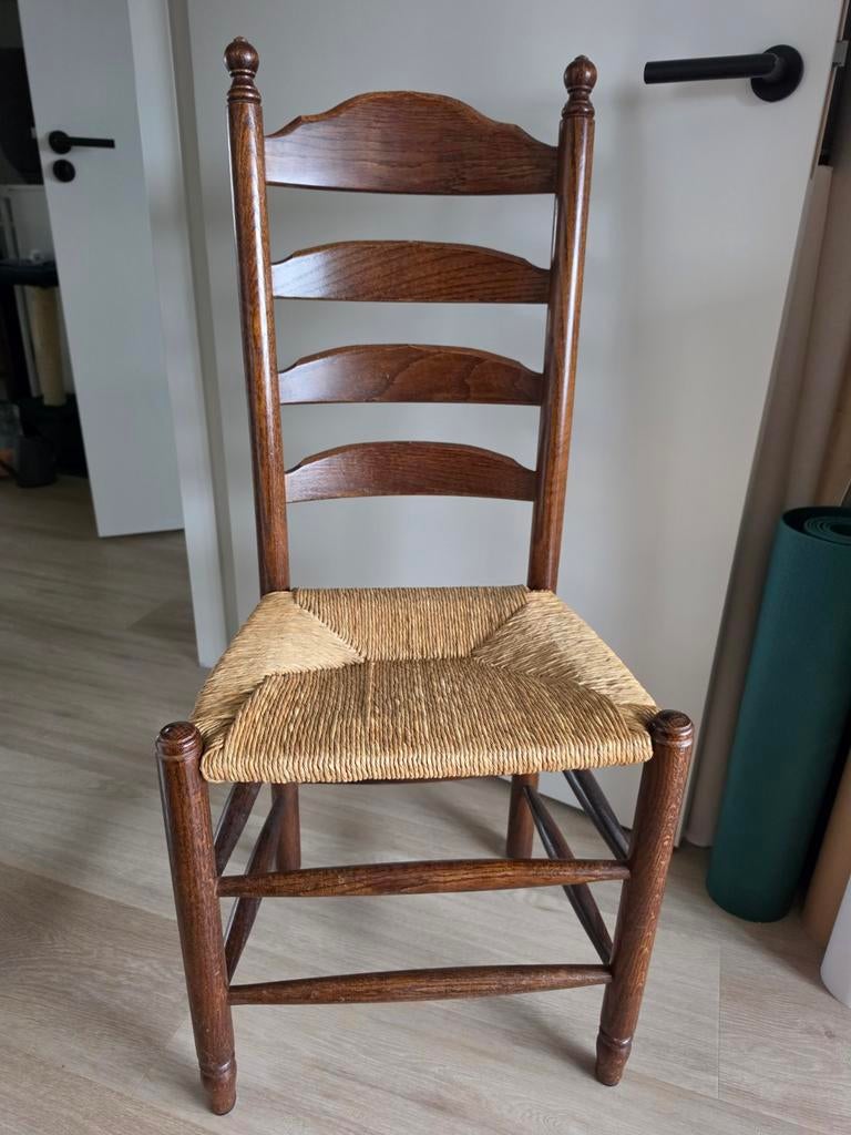 Vintage houten stoel met rieten zitting (4 stuks), Ophalen, Gebruikt, Bruin, Hout