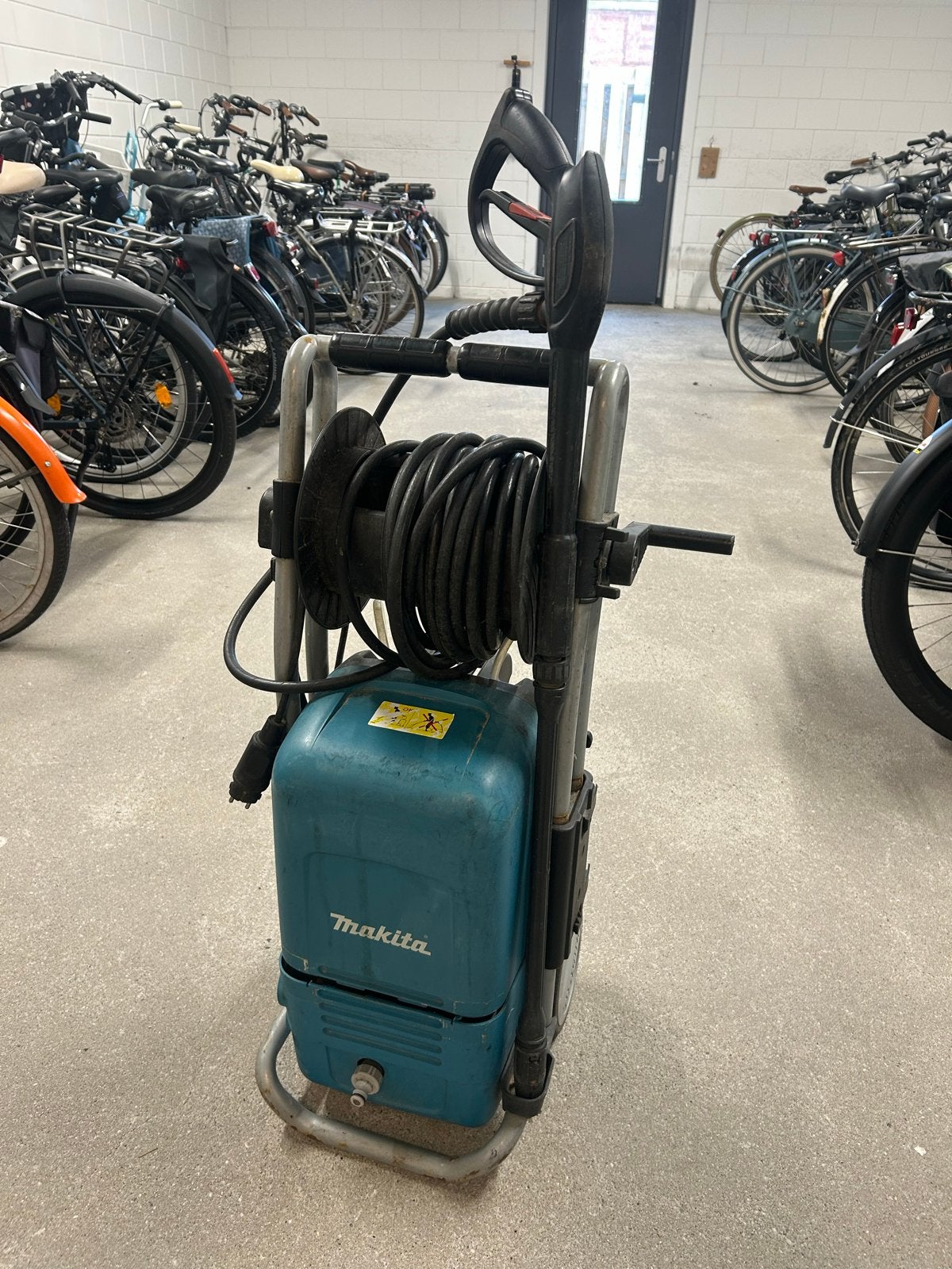Makita HW140 Hogedrukreiniger 140bar, Ophalen, Gebruikt, Elektrisch