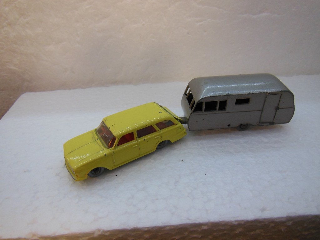 VAUXHALL + CARAVAN - Lesney No. 23 + 38 =, Ophalen of Verzenden, Gebruikt, Bus of Vrachtwagen, Lesney