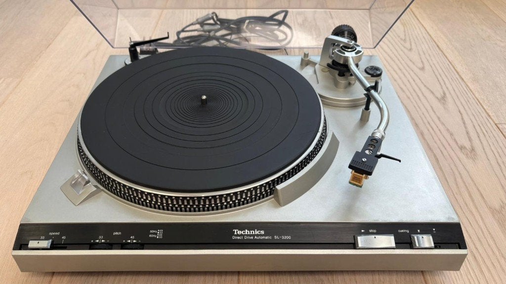 Technics SL-3200 direct drive semi-automatic platenspeler, Gebruikt, Automatisch, Ophalen of Verzenden, Platenspeler