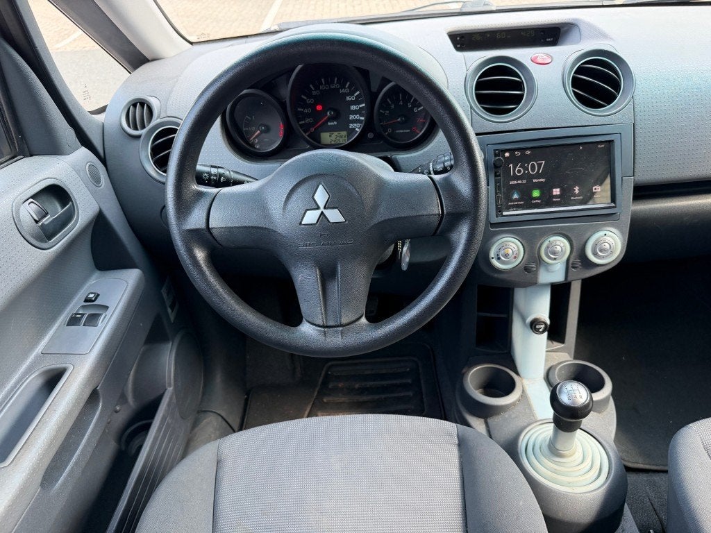 Mitsubishi COLT 1.3 Inform Cool Pack Plus AIRCO NAVI LMV PDC, Auto's, Gebruikt, 31 €/maand, Blauw, Colt