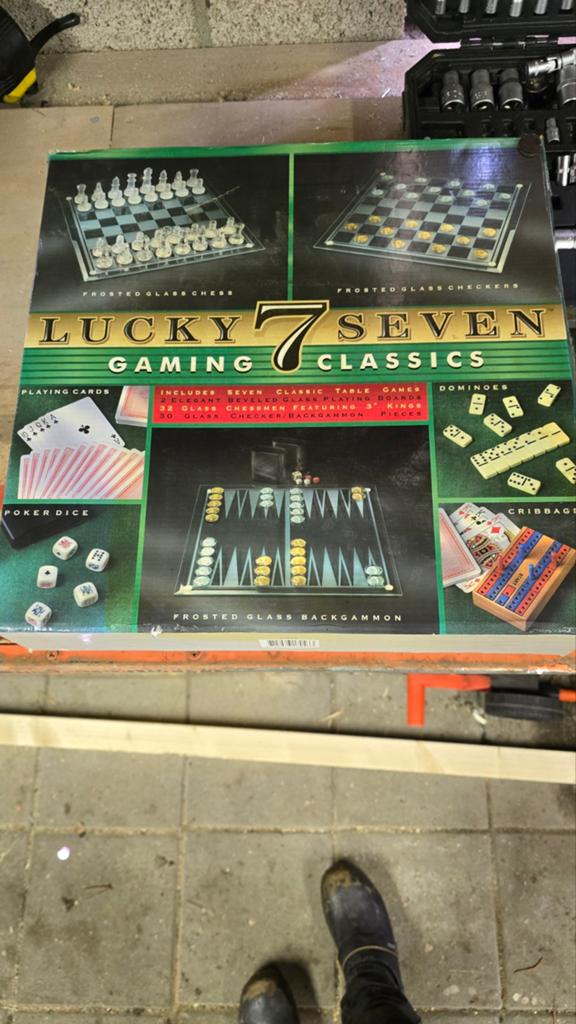 Lucky 7 glazen spelset compleet, Hobby en Vrije tijd, Gezelschapsspellen | Bordspellen, Ophalen of Verzenden, Nieuw