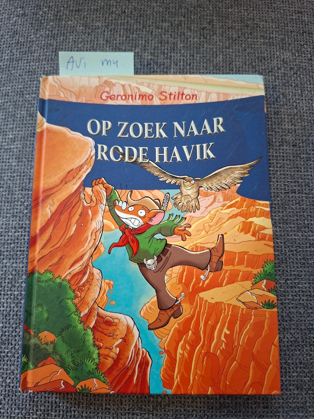 Geronimo Stilton - Op Zoek Naar Rode Havik AVI M4, Boeken, Ophalen of Verzenden, Zo goed als nieuw, Geronimo Stilton, Fictie algemeen