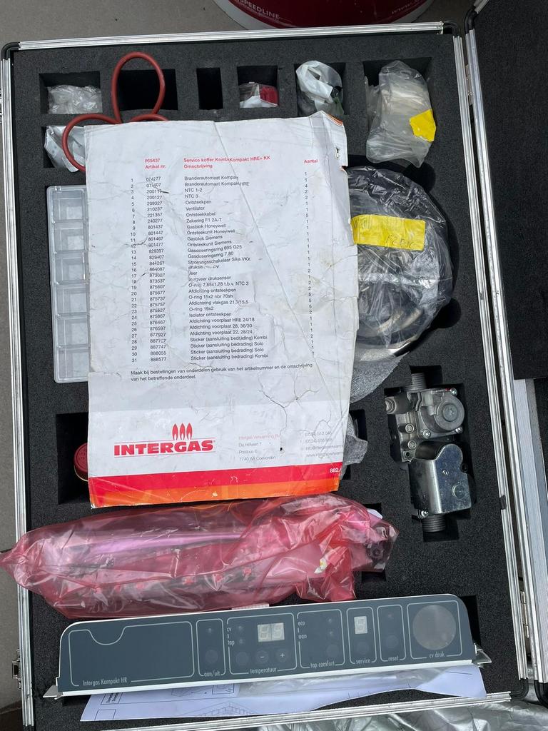 Intergas HRE combi 25/28 ketel onderhoudskoffer, Ophalen, 30 tot 80 cm, Hoog rendement (Hr), Cv-ketel of Combi-ketel