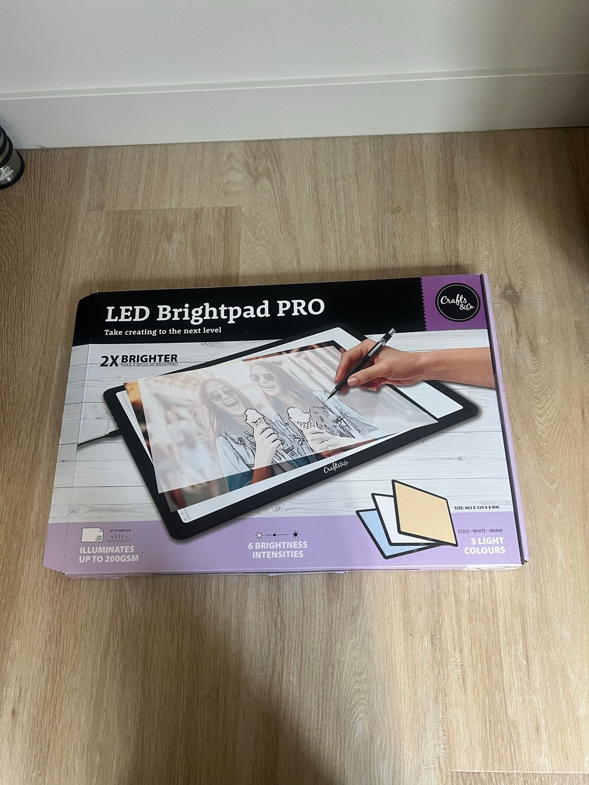 Crafts & Co LED Brightpad Pro - Tekentafel/Lichtbak, Hobby en Vrije tijd, Ophalen, Nieuw, Overige typen