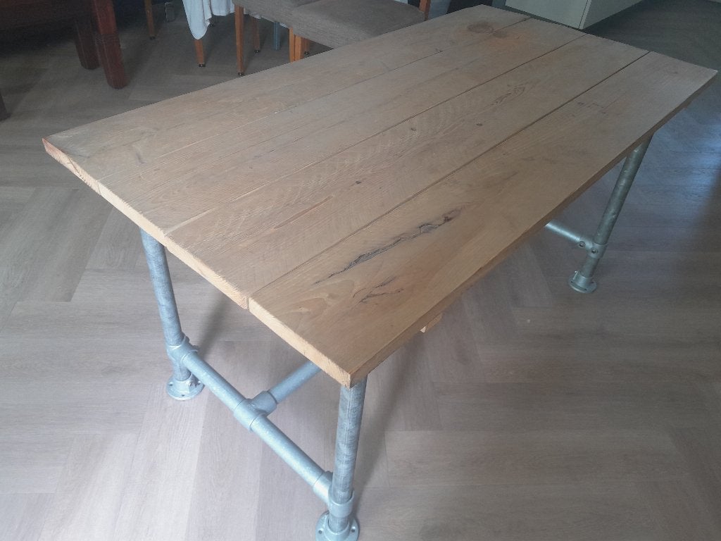 Tafel steigerbuis, Gebruikt, 100 tot 150 cm, 50 tot 100 cm, Vier personen