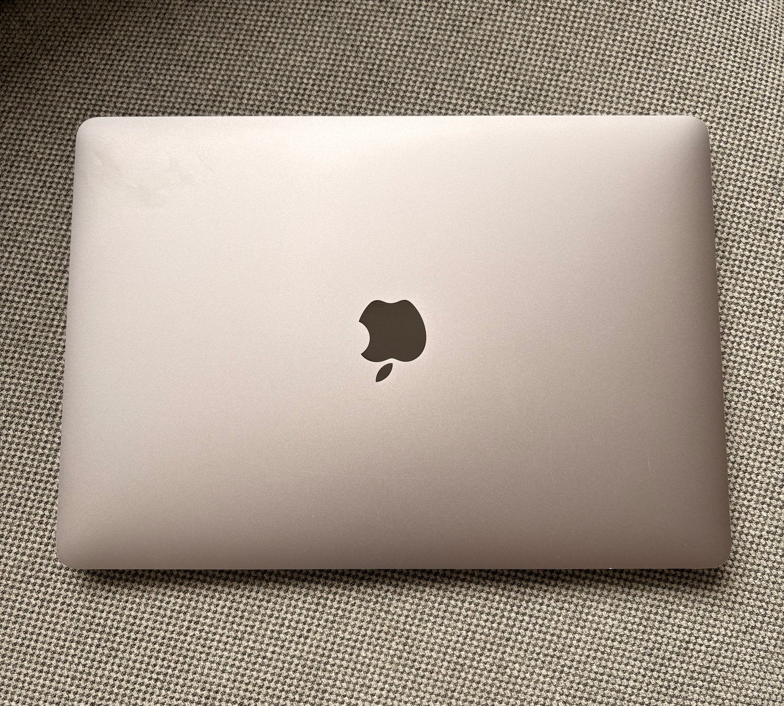MacBook Pro 13-inch 2020 met defect scherm, Computers en Software, Apple Macbooks, Niet werkend, MacBook Pro, 13 inch, Minder dan 2 Ghz