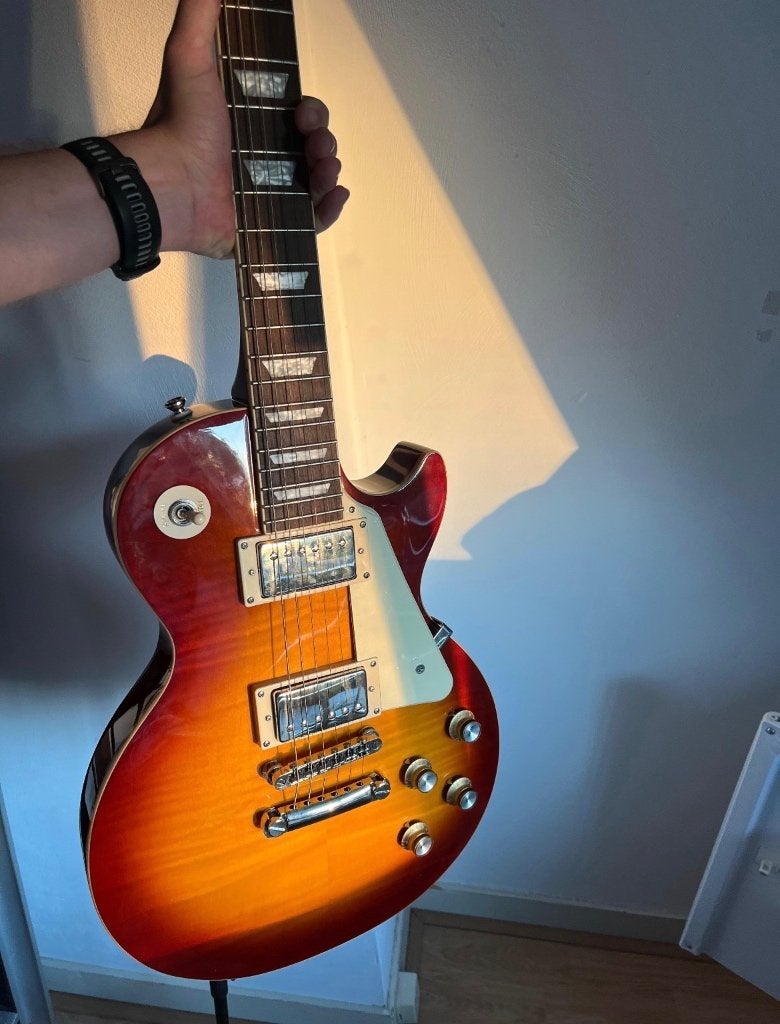 Epiphone Les Paul Standard - Incl. versterker en accessoires, Ophalen, Epiphone, Met versterker, Zo goed als nieuw