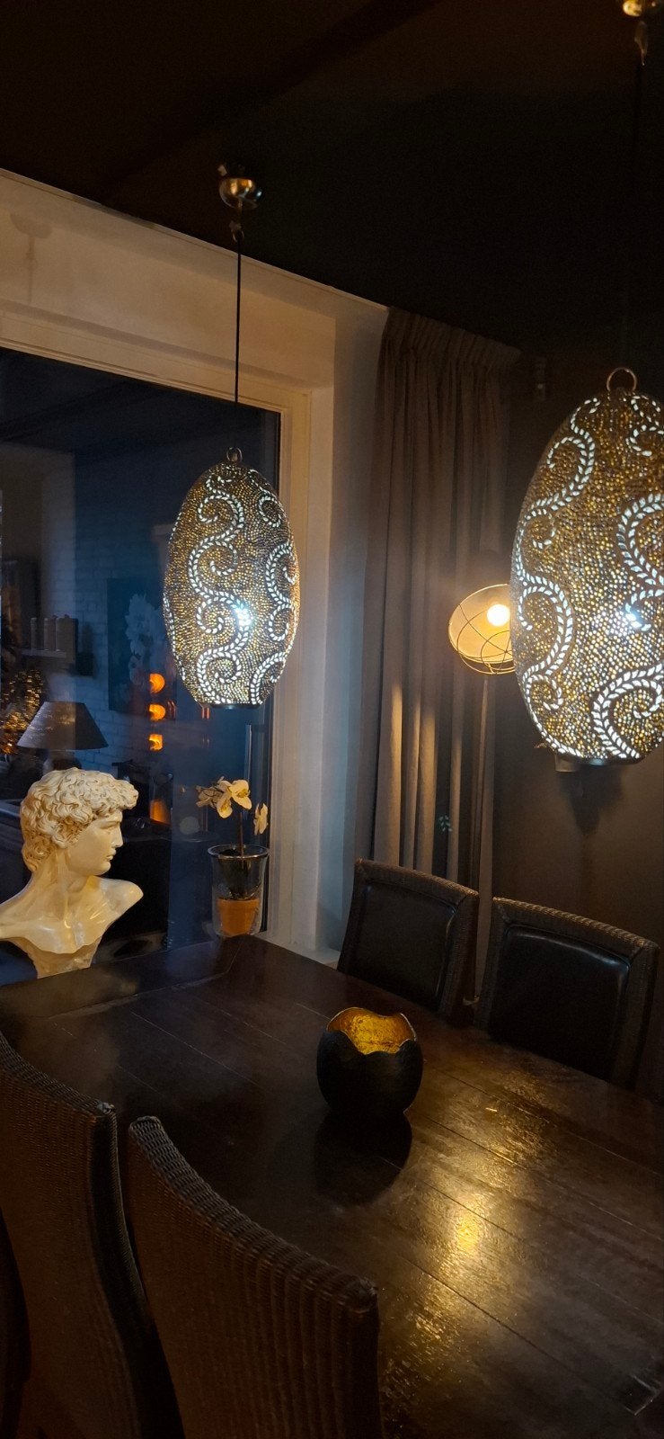 2 handbewerkte Arabische hanglampen, Zo goed als nieuw, Metaal, Arabische, E27 (groot)