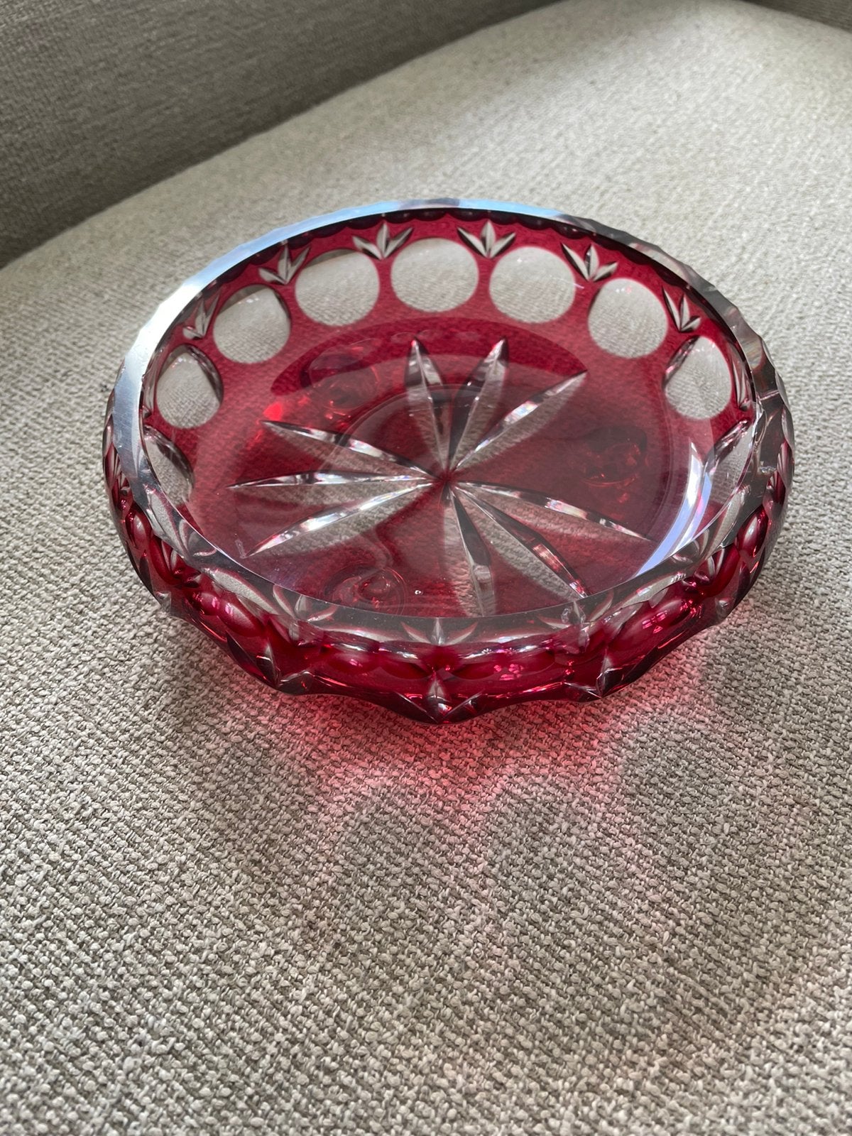 Val Saint Lambert – Cranberry Kristallen Bonbonnière, Antiek en Kunst, Antiek | Glas en Kristal, Ophalen of Verzenden