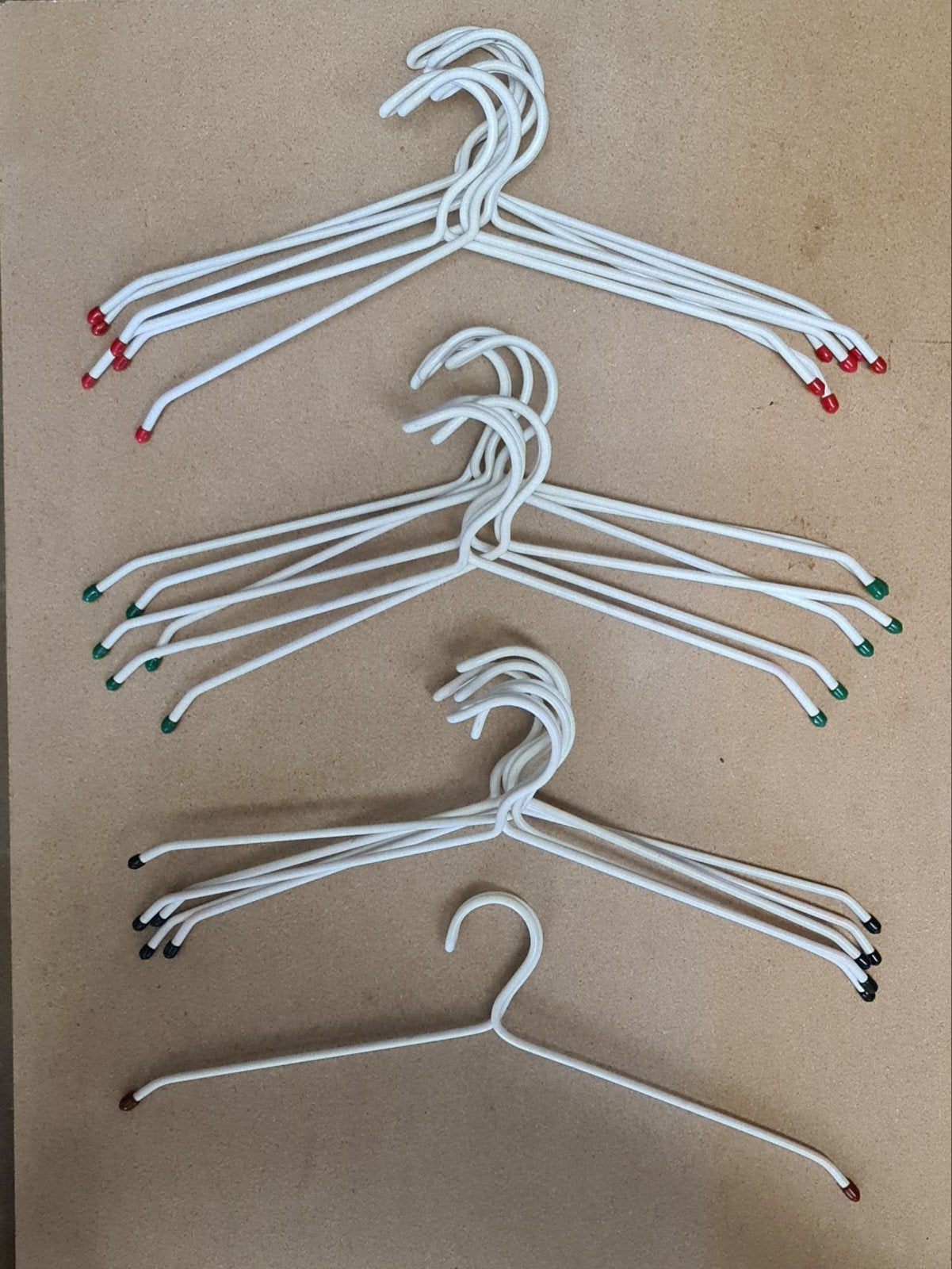 18 Tomado kleerhangers uit de jaren '60, Ophalen, Huis en Inrichting