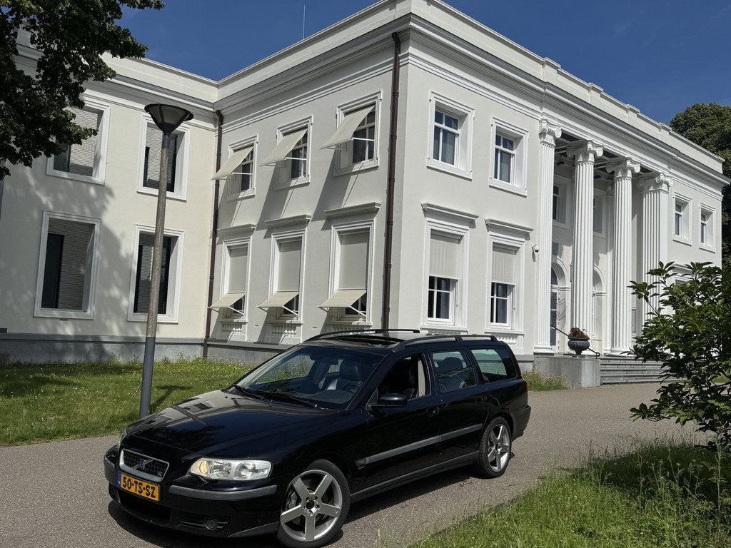 Volvo V70 2.5 R, SCHUIFDAK, UNIEK !, 7 PERSOONS (bj 2004), Handgeschakeld, Vierwielaandrijving, Euro 4, Geïmporteerd