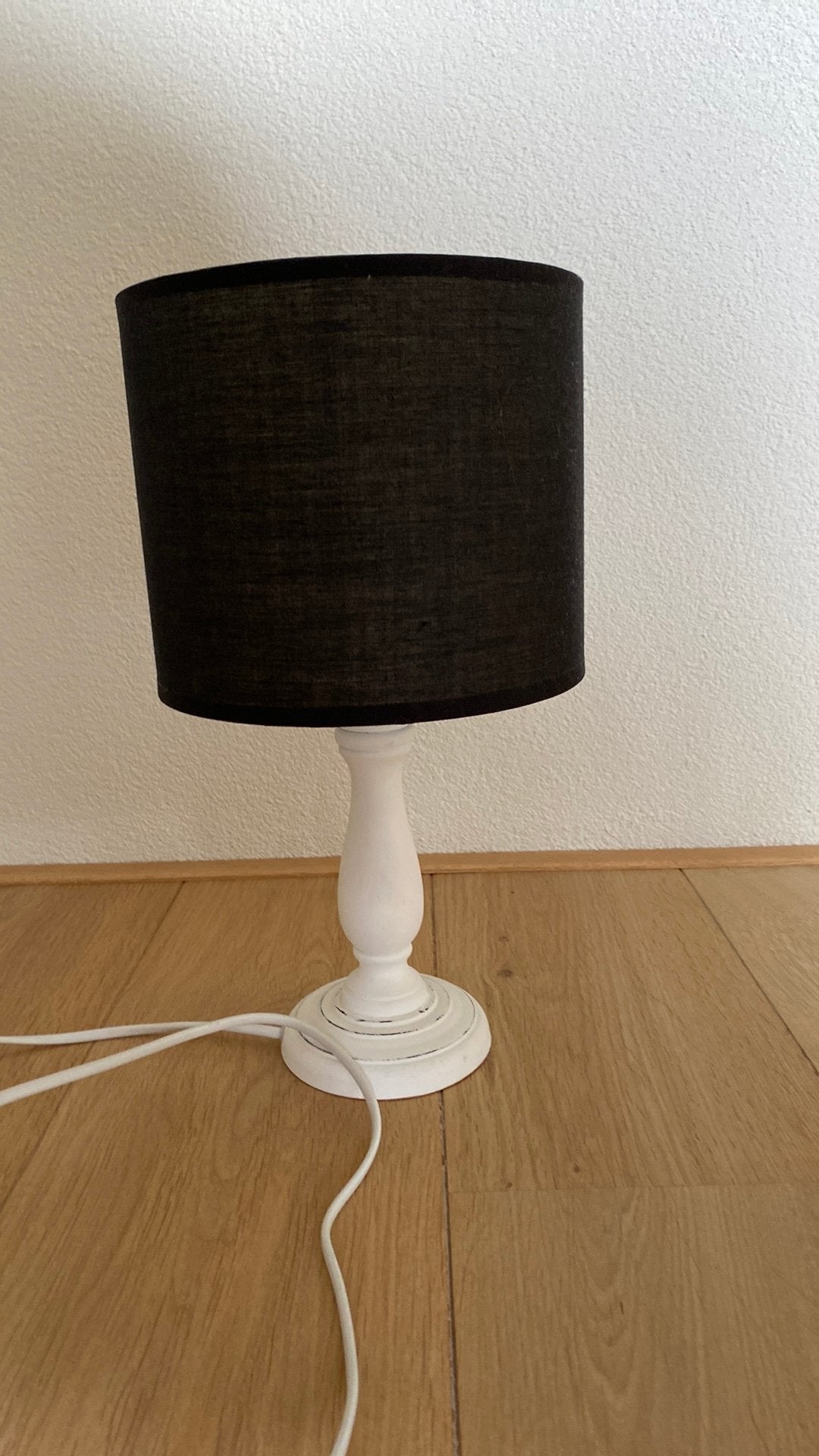 Lamp op houten staander, Huis en Inrichting, Ophalen, Overige typen, E27 (groot), Zo goed als nieuw