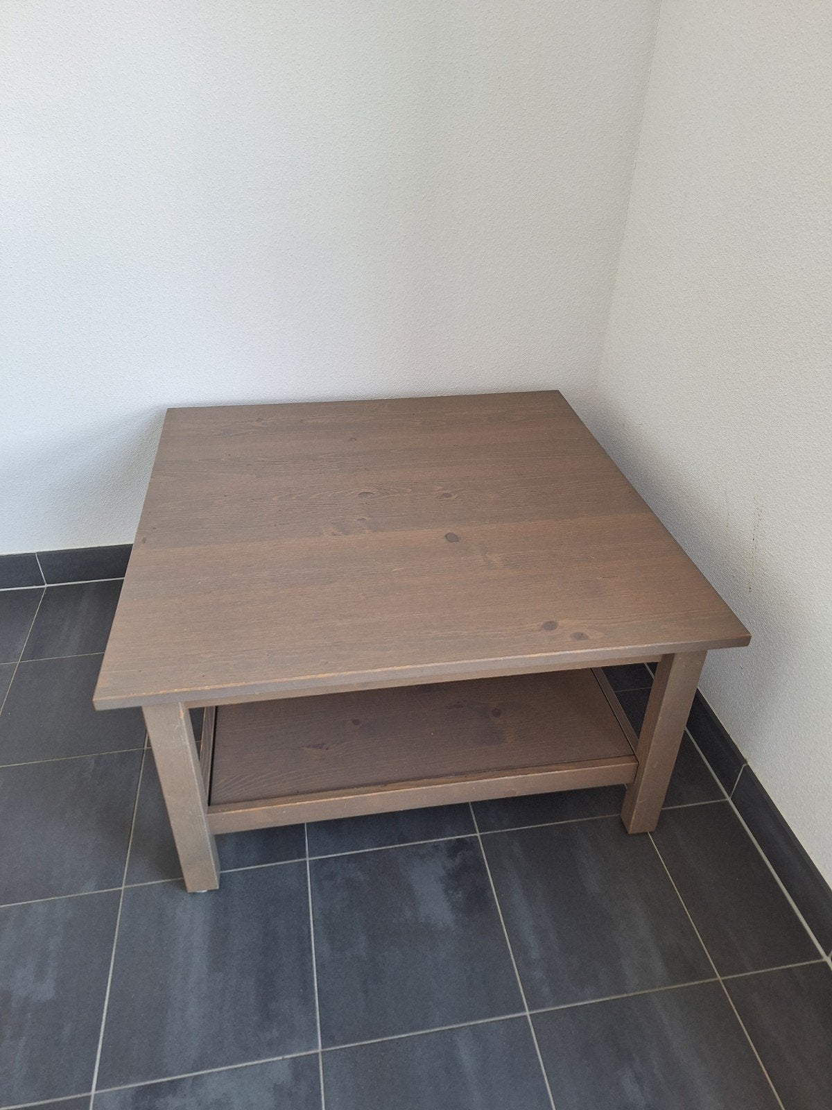 Salontafel IKEA Hemnes grijsbruin gratis, Huis en Inrichting, Ophalen, Gebruikt, 50 tot 100 cm, Vierkant