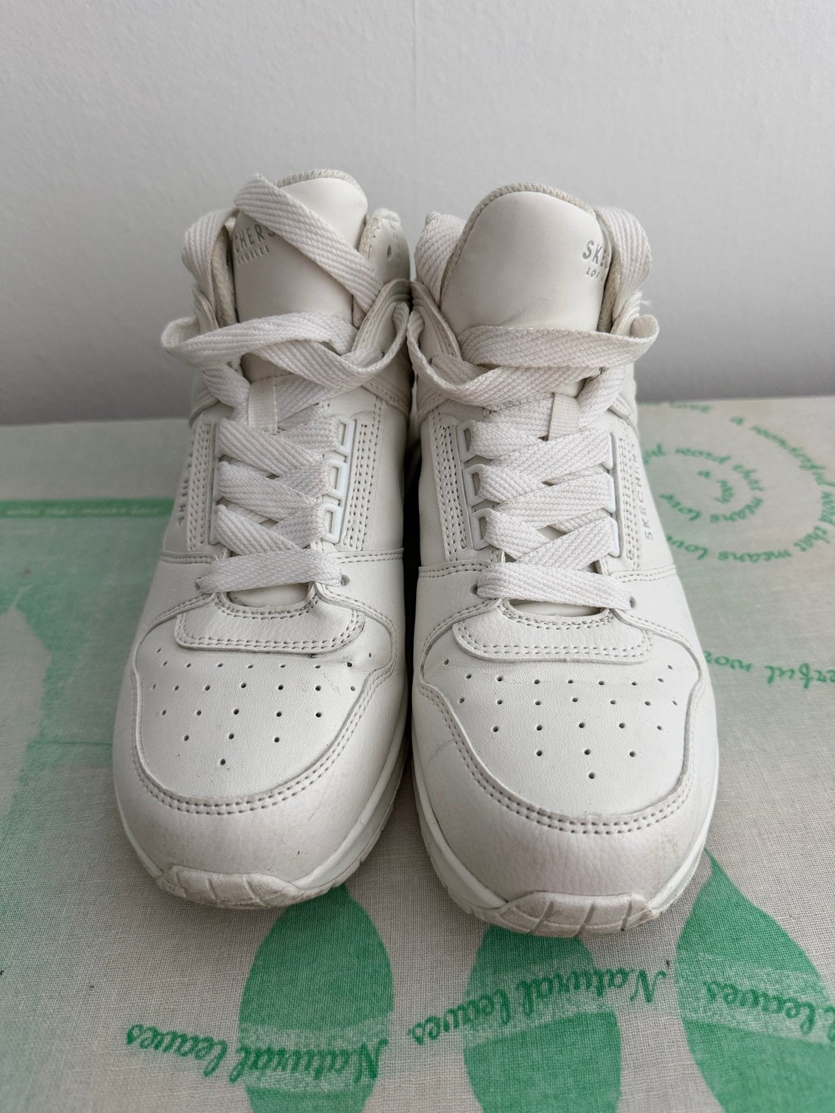 Skechers Air-Cooled Memory Foam Sneakers Maat 39, Ophalen of Verzenden, Gedragen, Wit, Sneakers of Gympen
