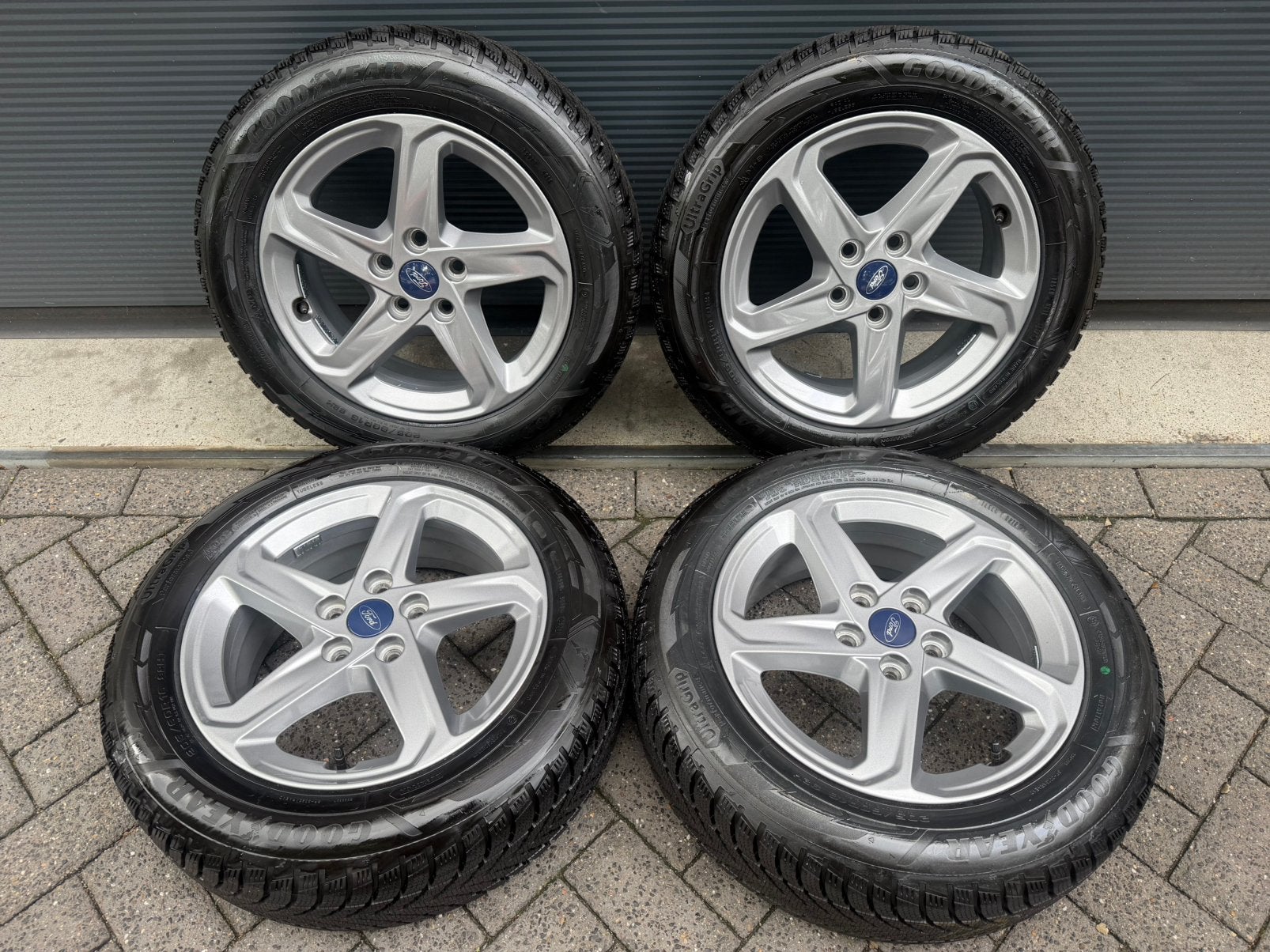 Ford Focus Puma C-Max Velgen + Banden NIEUW 205/65/16 5x108, Gebruikt, 16 inch, Banden en Velgen, Personenwagen
