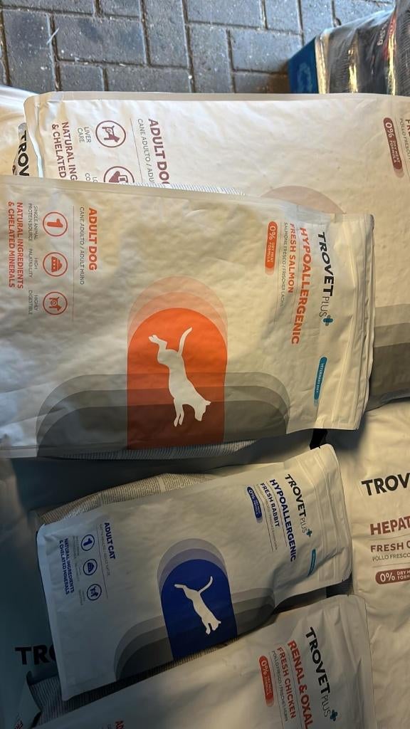 katten voer trovet, Dieren en Toebehoren, Dierenvoeding, Ophalen, Kat