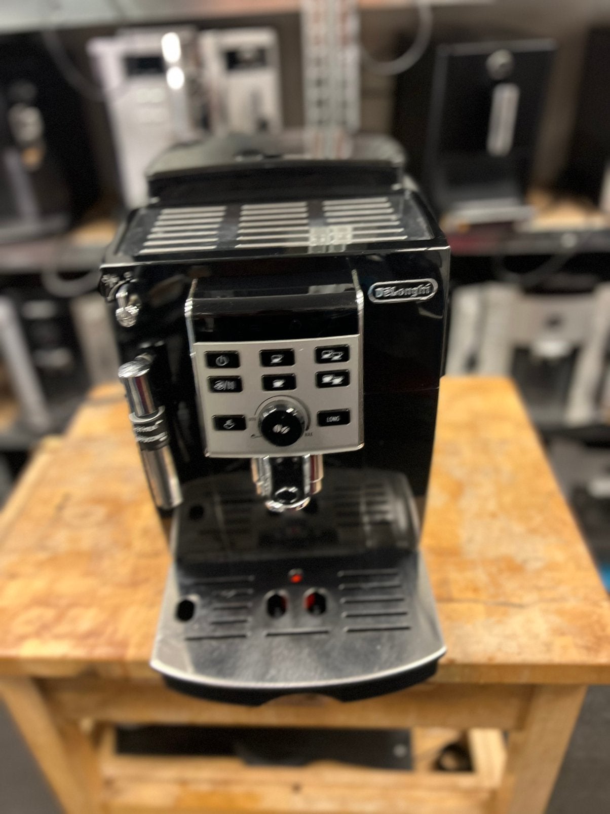Delonghi magnifica S