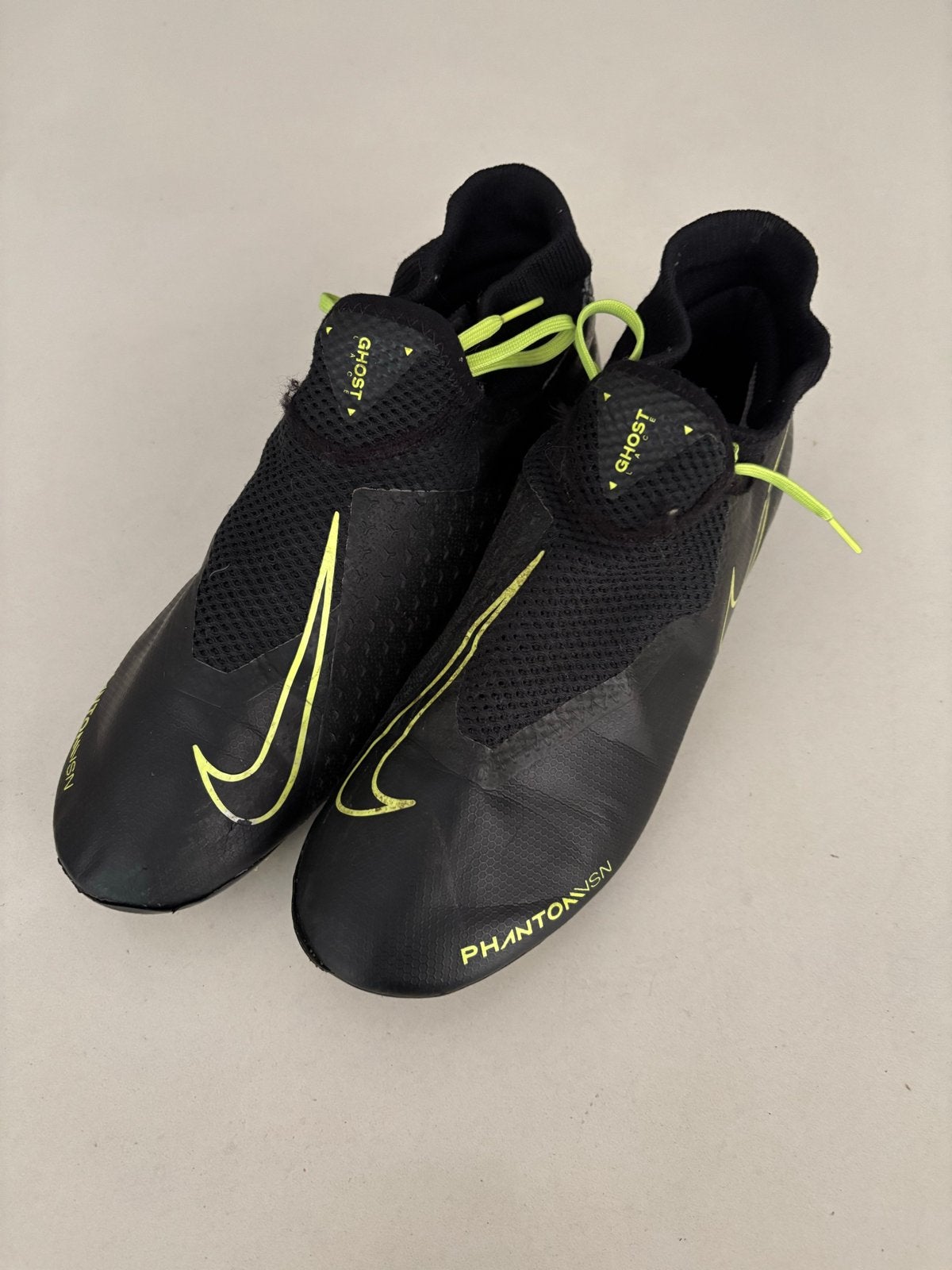Nike Phantom Vision voetbalschoenen zwart-neon 41!, Gebruikt, Schoenen, Maat M, Ophalen of Verzenden