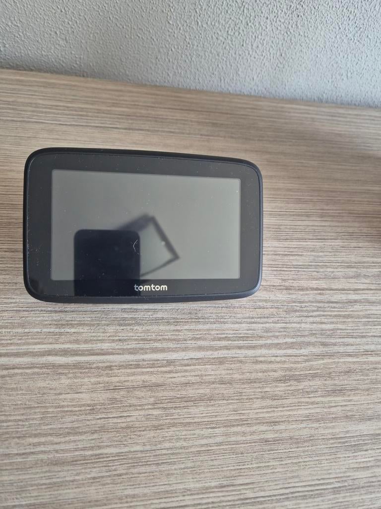 TomTom GO Classic navigatiesysteem, Auto diversen, Autonavigatie, Zo goed als nieuw, Ophalen of Verzenden