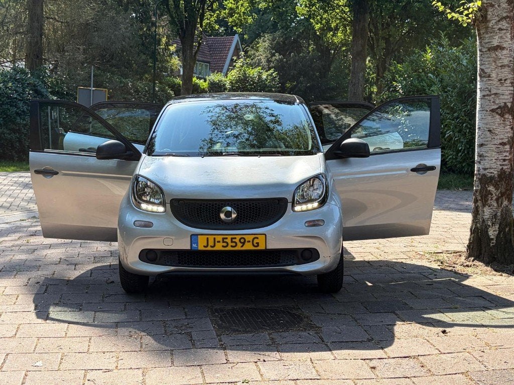 Smart FF 52KW 2016 [prijs verlaagd voor snellere verkoop], Auto's, Smart, 4 stoelen, Origineel Nederlands, 24 km/l, Handgeschakeld