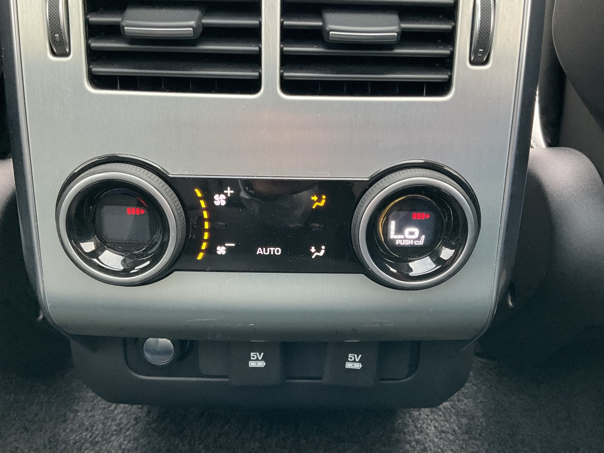 Foto 58 van Land Rover Range Rover Sport 5.0 V8 SC SVR 575 Carbon Santor