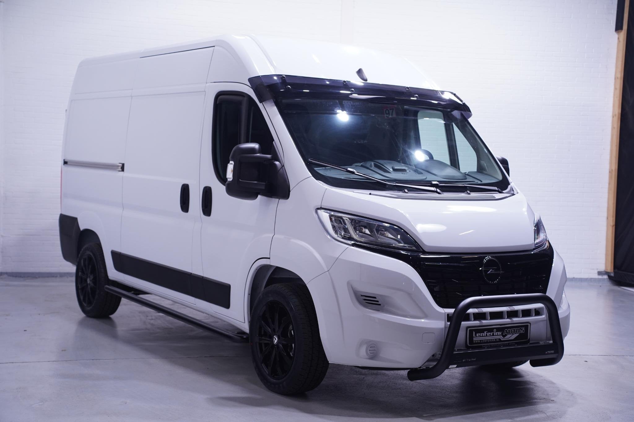 Opel Movano 2.2D 140 pk L2H2 White&Black Edition Navi 18" LM, Auto's, Voorwielaandrijving, Stof, Gebruikt, 4 cilinders
