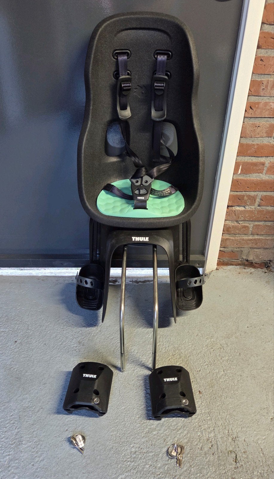 Thule Yepp fietszitje met 2 beugels en sleutels, Achterzitje, 9 t/m 18 kg, Ophalen of Verzenden, Thule