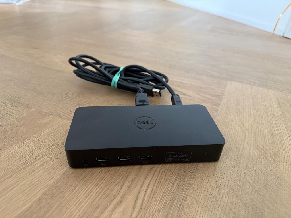 Docking station, Computers en Software, Ophalen, Docking station, Zo goed als nieuw, DELL