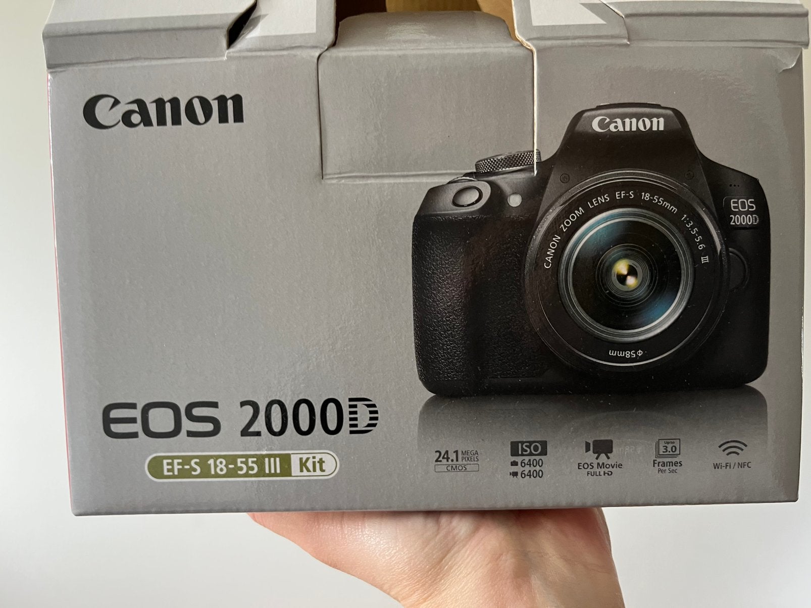 Compleet nieuwe Canon camera EOS2000D met tas erbij, Ophalen of Verzenden, Nieuw, Canon, 8 keer of meer