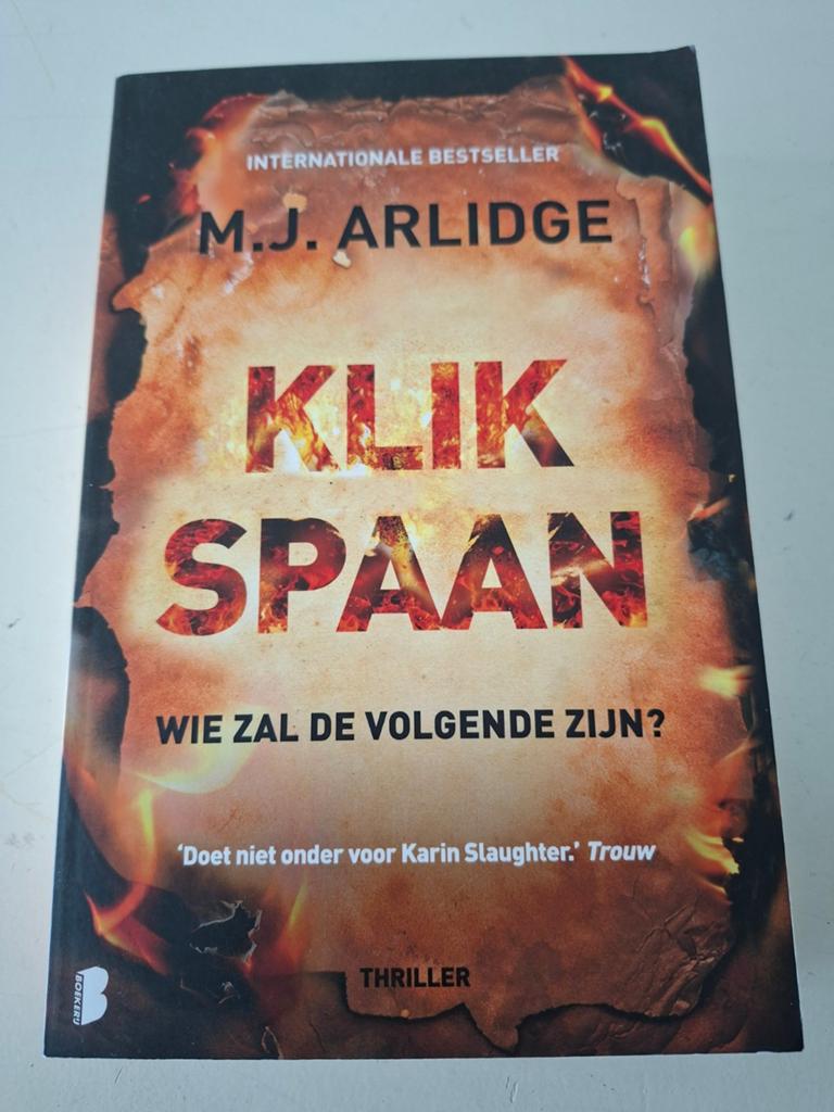 Klikspaan - M.J. Arlidge (Thriller), Boeken, Ophalen, Gelezen, M.J. Arlidge, Nederland
