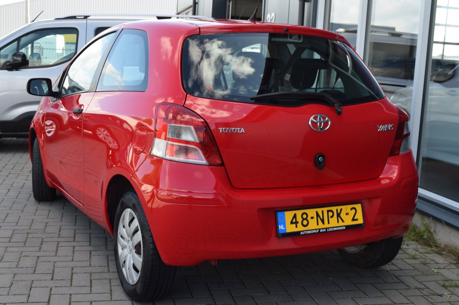 Toyota Yaris 1.0 VVTi Acces | Airco | Elek-Pakket | NAP + AP, Auto's, Toyota, Voorwielaandrijving, Euro 5, Stof, 965 kg